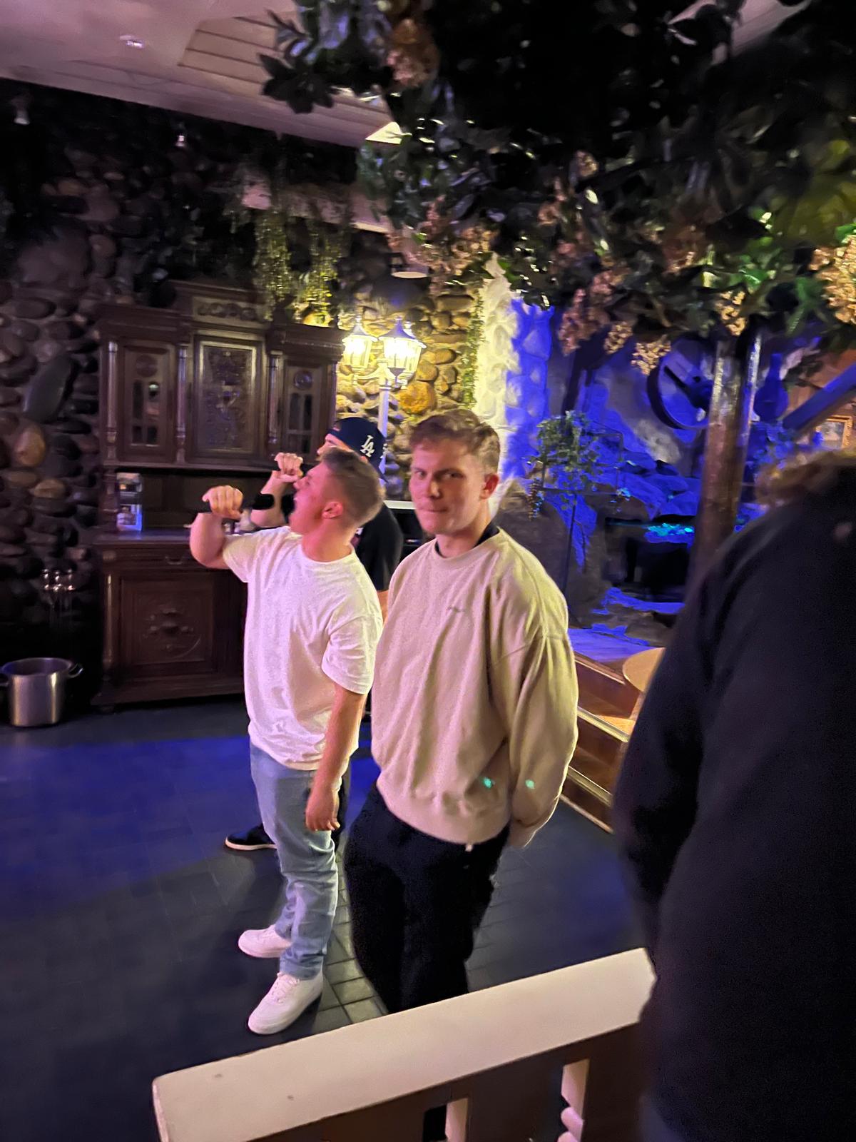 Moonlight Lounge - WhatsApp Image 2026-01-04 at 22.52.37 (5).jpeg